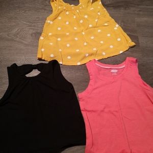 Old Navy 12-18m Tanks